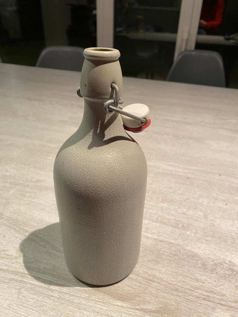Stenen drinkfles, Ophalen, Gebruikt