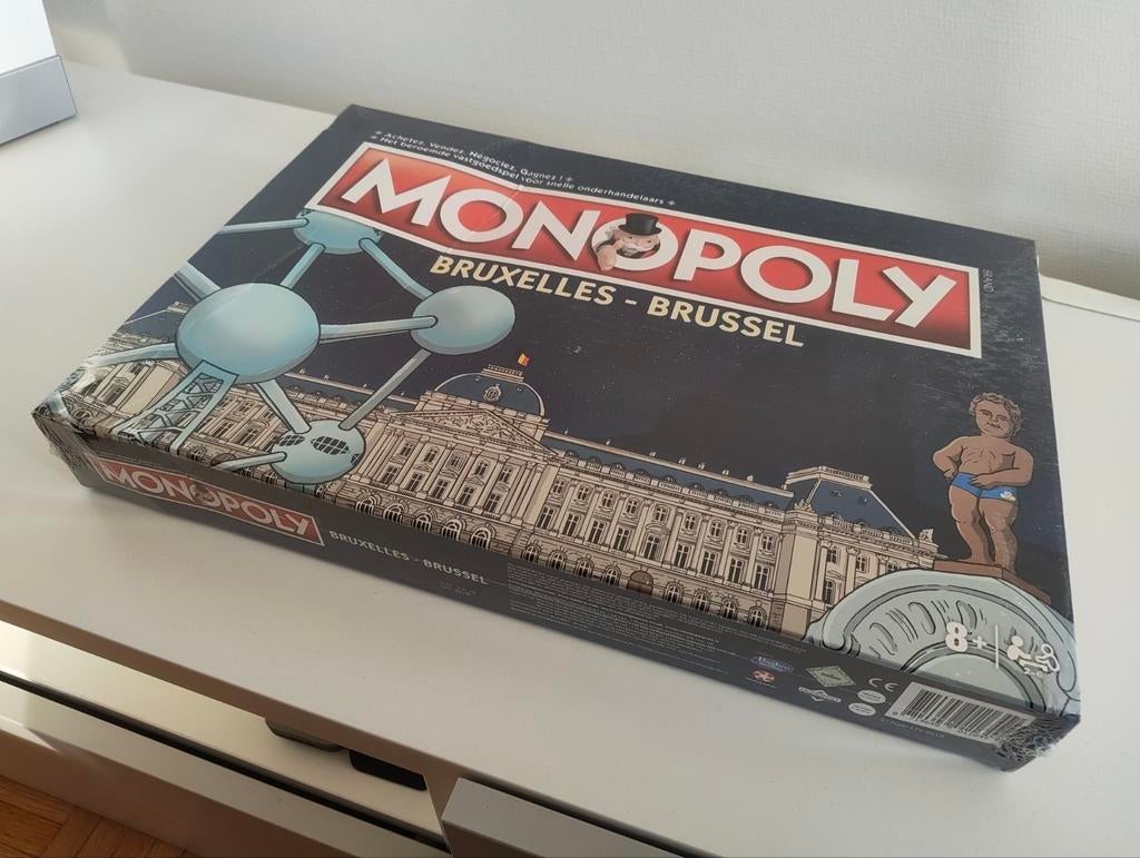 Jeu Monopoly "Bruxelles" NEUF, boîte légèrement endommagée, Enlèvement, Neuf
