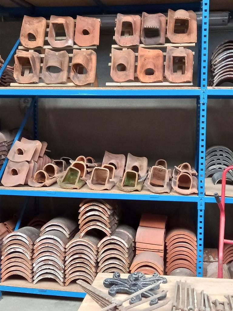 Uilepannen, duivenpannen , ventilatie dakpannen, Ophalen of Verzenden, Gebruikt