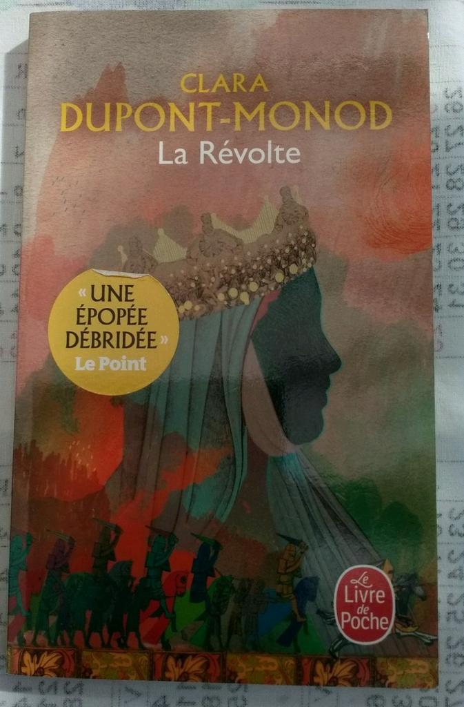 Livre "La révolte", Ophalen of Verzenden, Zo goed als nieuw, Clara Dupont-Monod