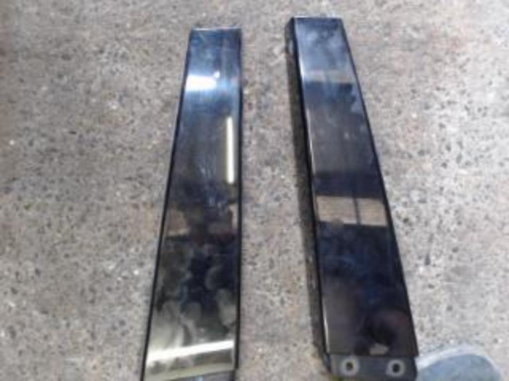 2 montants de porte Volkswagen Polo 5 2009-2014 LP/14260, Enlèvement ou Envoi, Utilisé, Volkswagen, Porte