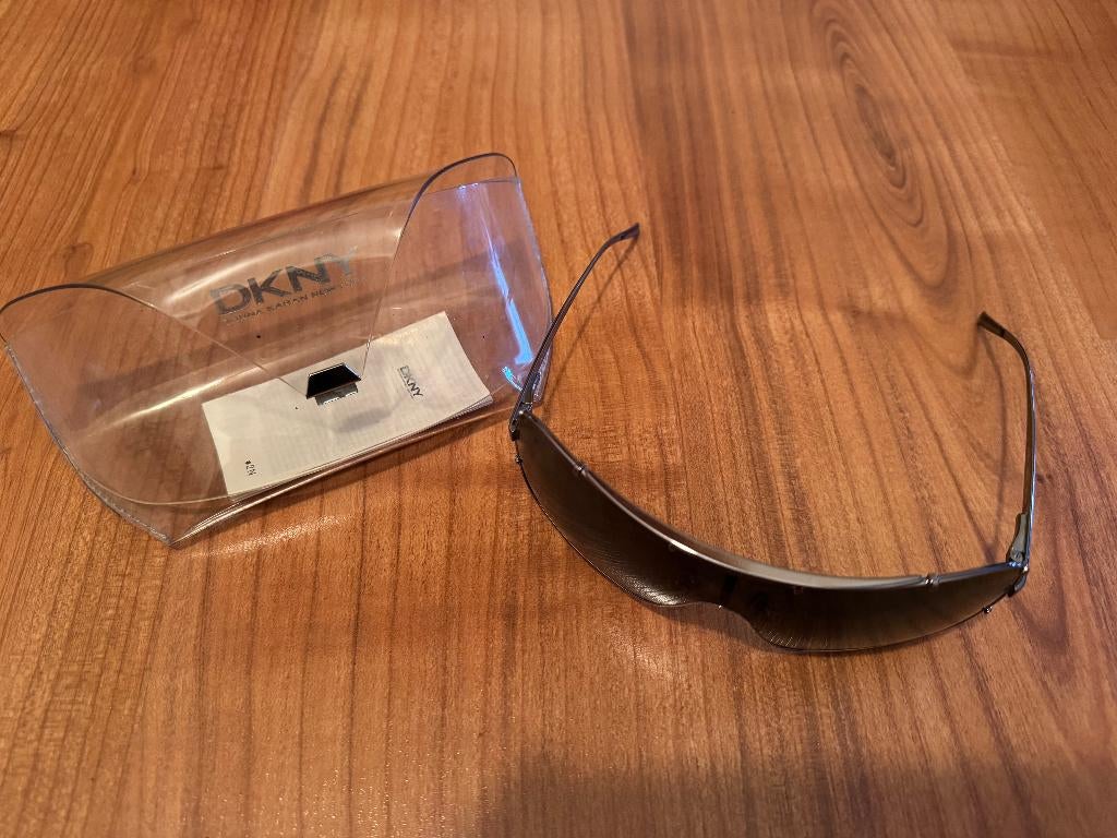 Lunettes de soleil DKNY DY 5025, Autres marques, Gris, Enlèvement ou Envoi, Comme neuf