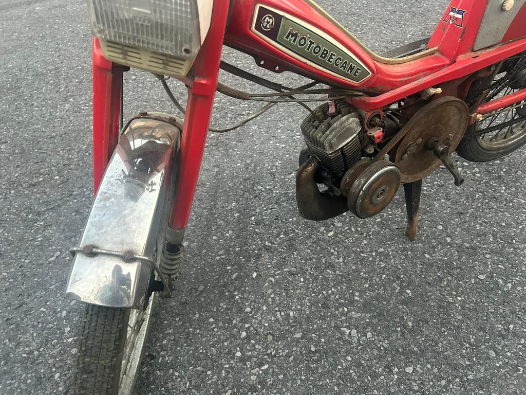 Motobecane moby 50, Fietsen en Brommers, Ophalen, Zo goed als nieuw
