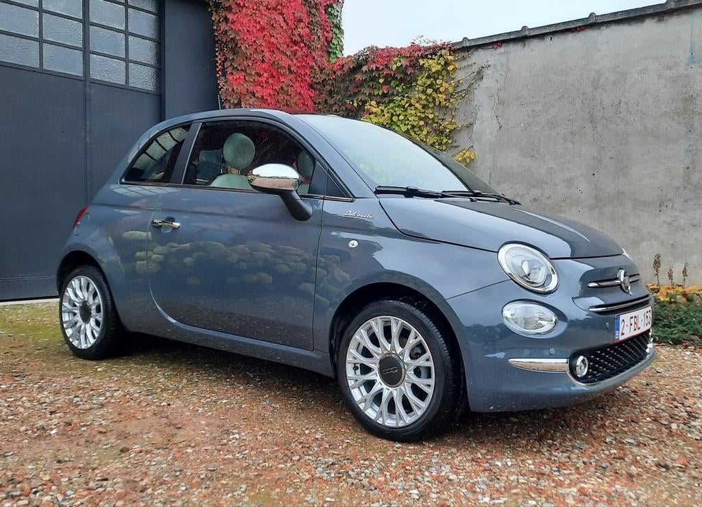 Fiat 500 Dolce Vita 2022 18.000 km met carpass, Auto's, Fiat, Leder, Grijs, Particulier, Mistlampen