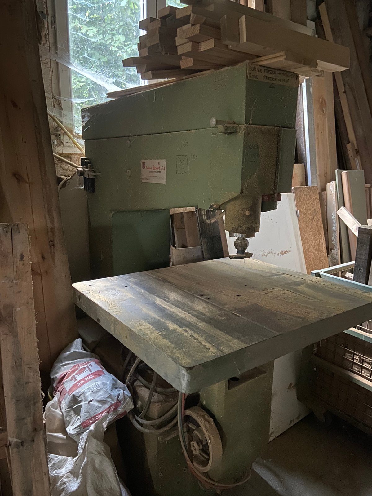 Machine Vertongen en fonte, Enlèvement, Comme neuf