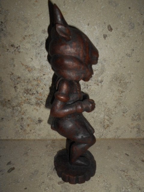 Prachtig houten beeld - Afrikaans - CAJ Bissau, Antiek en Kunst, Ophalen of Verzenden, Hout, Beeld