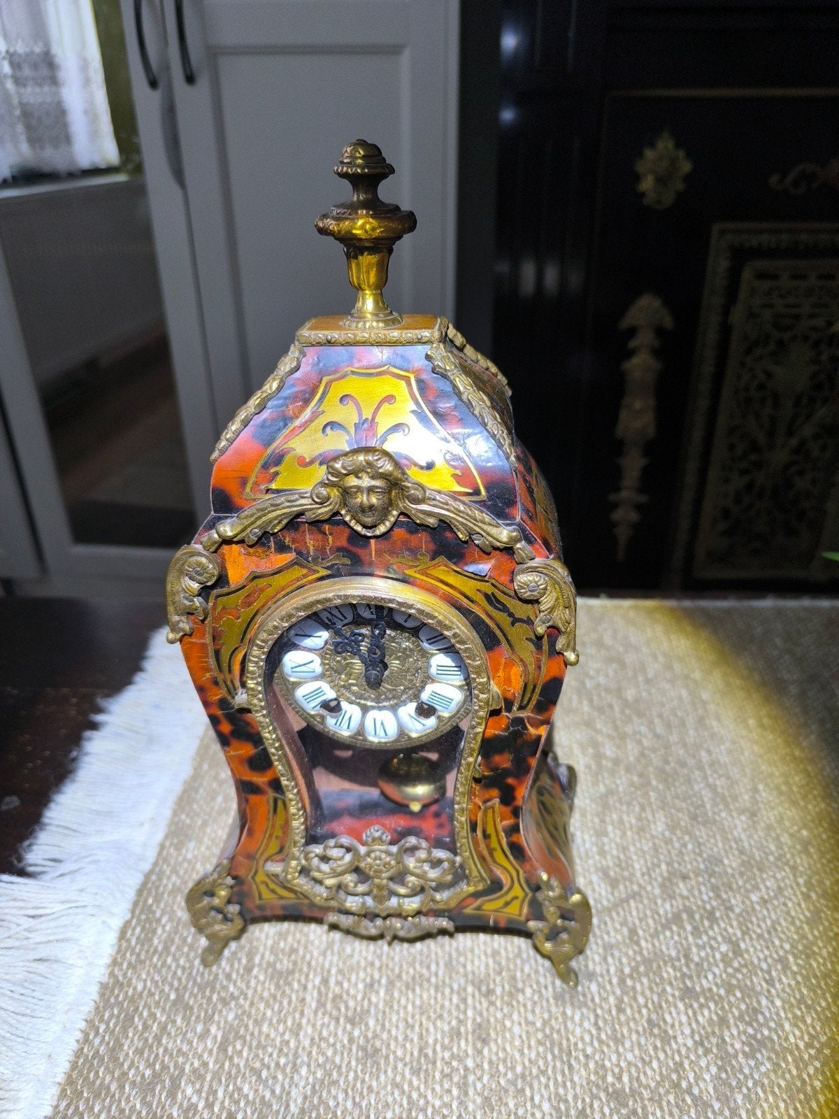 Pendule de table de style Boulle, XXe siècle., Enlèvement ou Envoi
