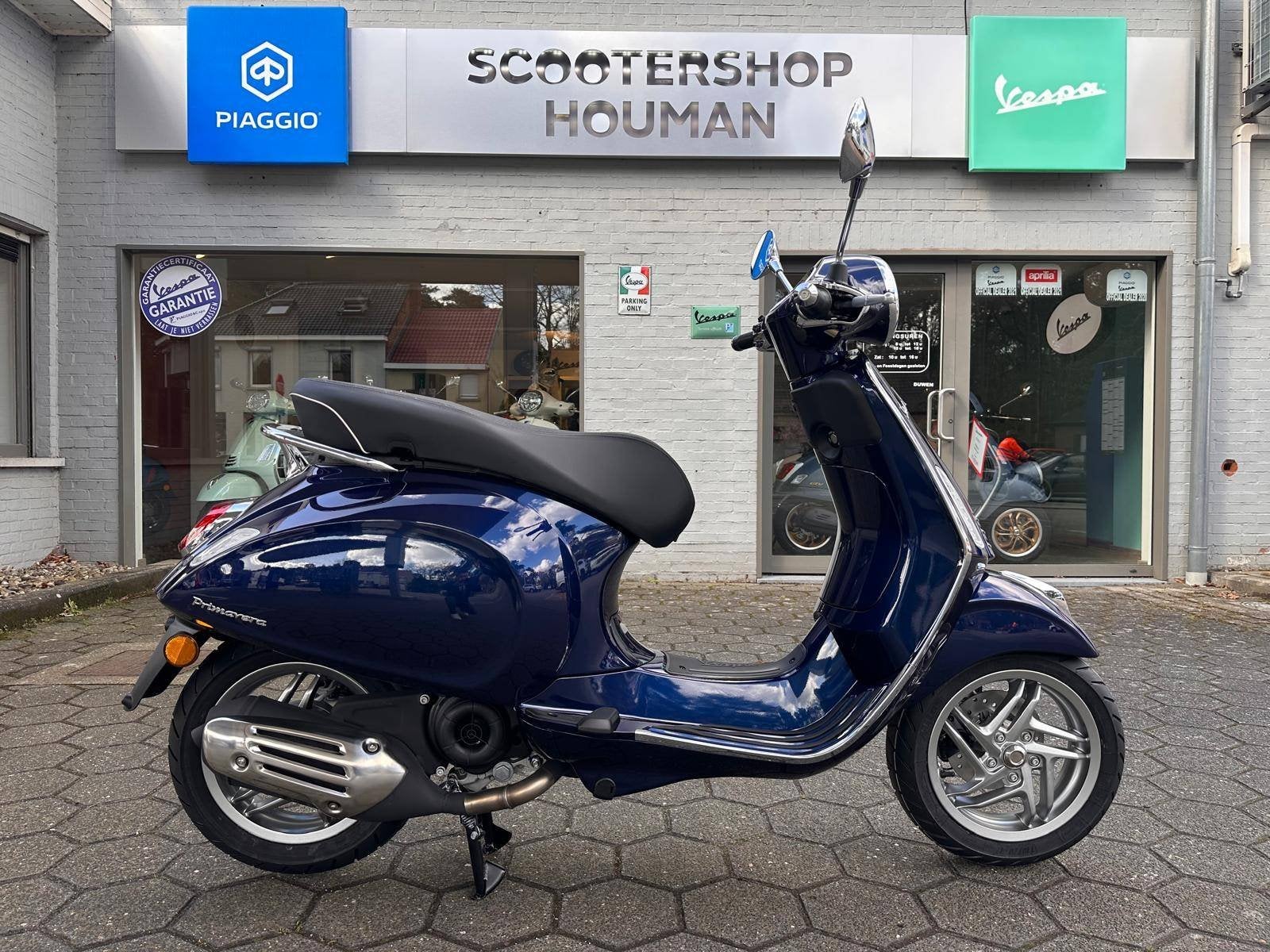 Vespa Primavera 50cc 45Km/h Blu Energico Glossy (nr.21), Vélos & Vélomoteurs, Neuf, Essence, 50 cm³, Autres modèles