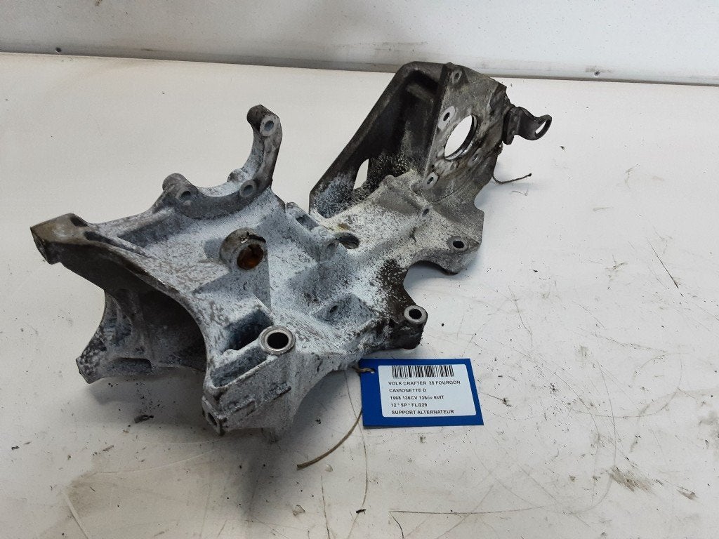 SUPPORT ALTRENATEUR Volkswagen Crafter (01-2011/12-2016), Volkswagen, Volkswagen AG, Utilisé, Kundenbetreuung@volkswagen.de