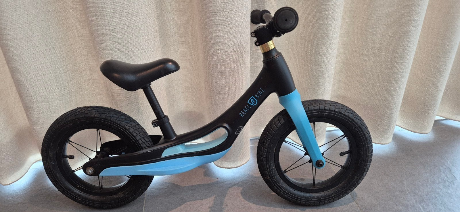 Rebel Kidz loopfiets magnesium (zwart/blauw), Enlèvement, Vélo d'équilibre