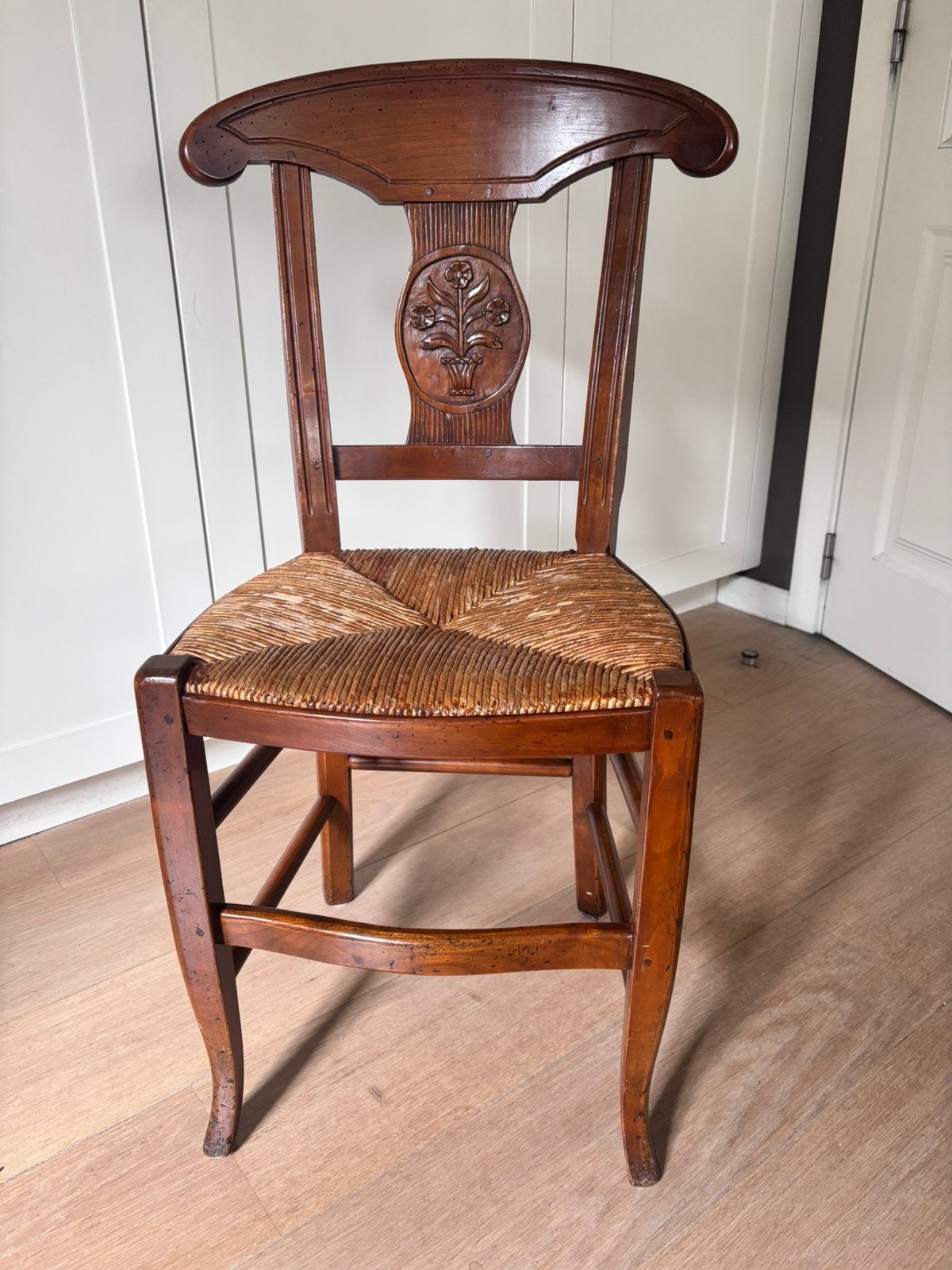 5 eetkamerstoelen, Enlèvement