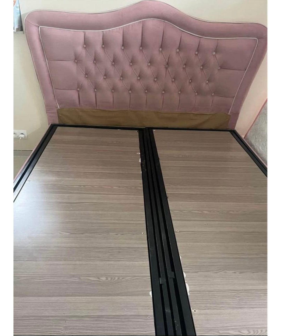 Lit 2 personnes 180*200 avec espace de rangement, Enlèvement, Comme neuf, Rose