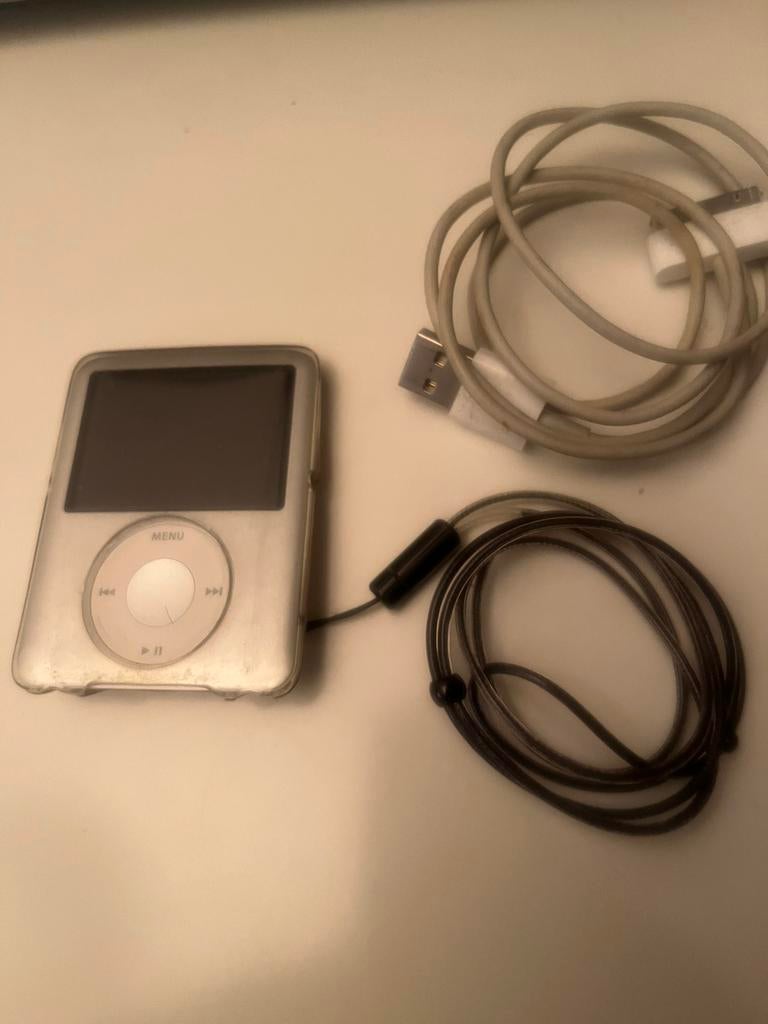 Ipod, Audio, Tv en Foto, Mp3-spelers | Apple iPod, 40 GB en meer, Gebruikt, Touch, Ophalen of Verzenden