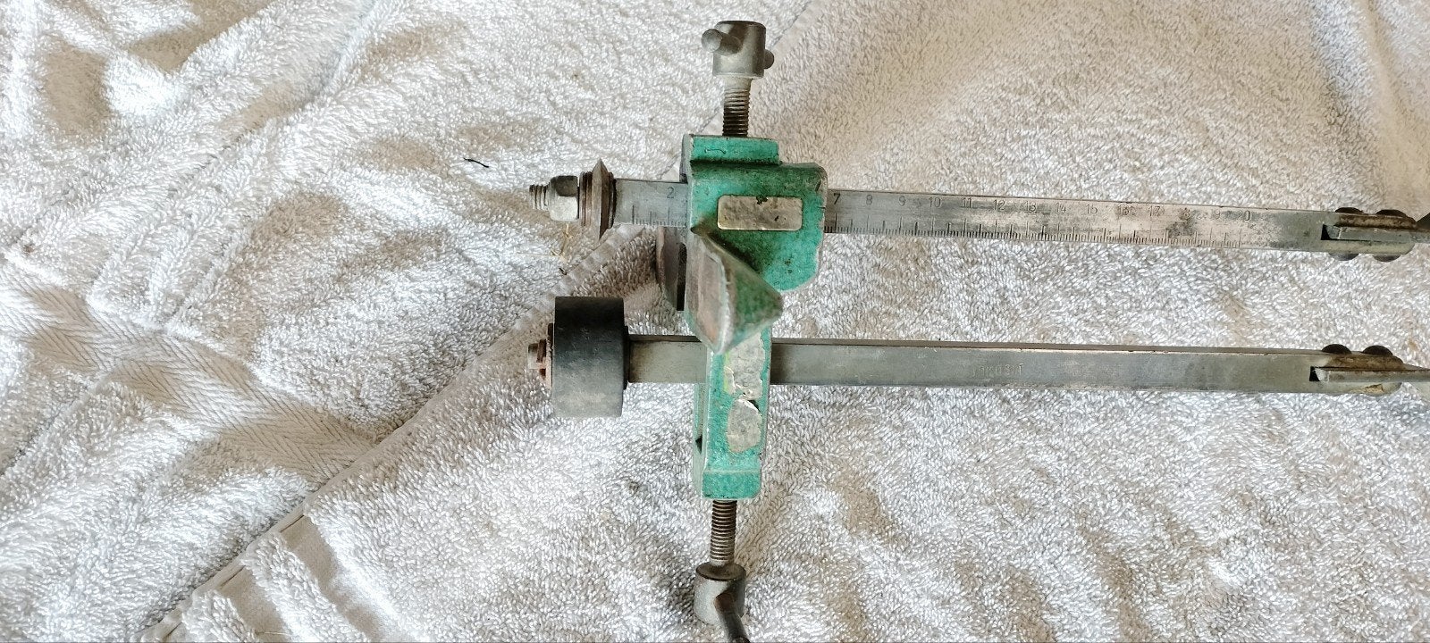 Tegel Snijder, Doe-het-zelf en Bouw, Ophalen of Verzenden, Zo goed als nieuw, Snijgereedschap, Overige merken