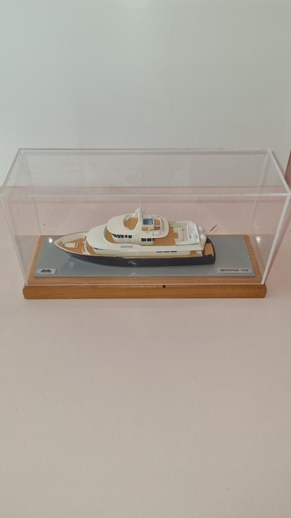 Yacht beothuk 102 bootmodel, Hobby en Vrije tijd, Modelbouw | Boten en Schepen, Ophalen of Verzenden