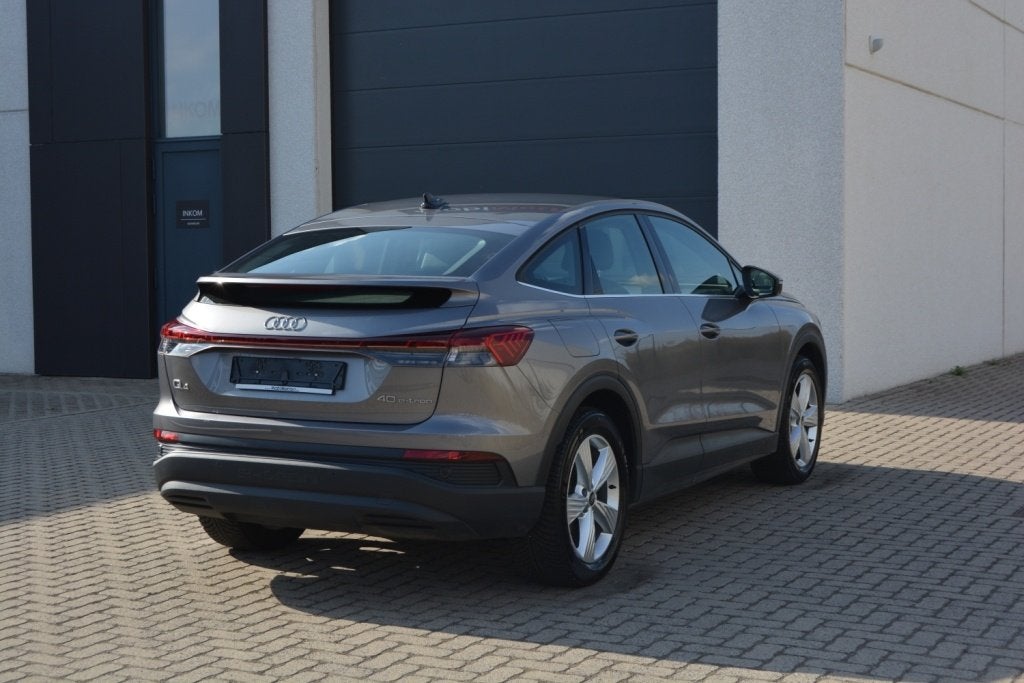 Audi Q4 40 e-Tron Sportback 204Pk Leder/LED/Zetelverwarming, Autos, Cuir, Argent ou Gris, Achat, Entreprise