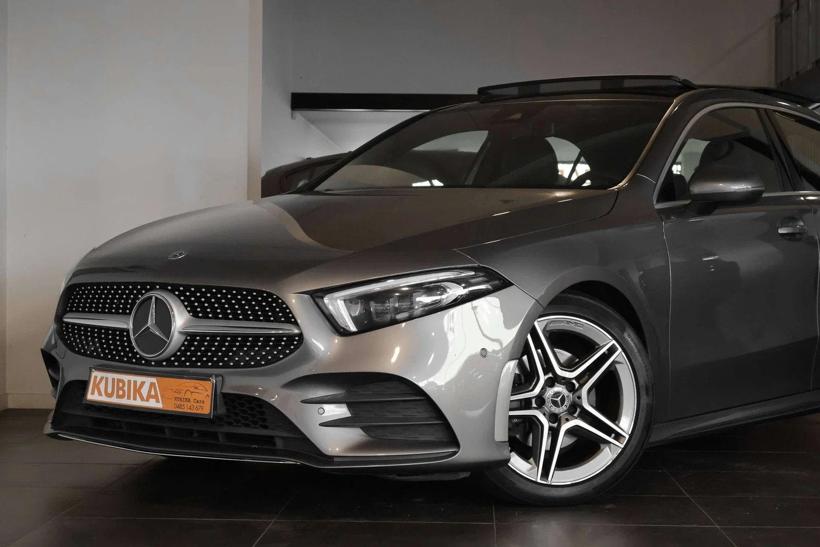 Mercedes-Benz A-CLASS 180 A 180 d AMG Pakket Memory LED Ambi, Auto's, Automaat, 4 deurs, Gebruikt, 4 cilinders
