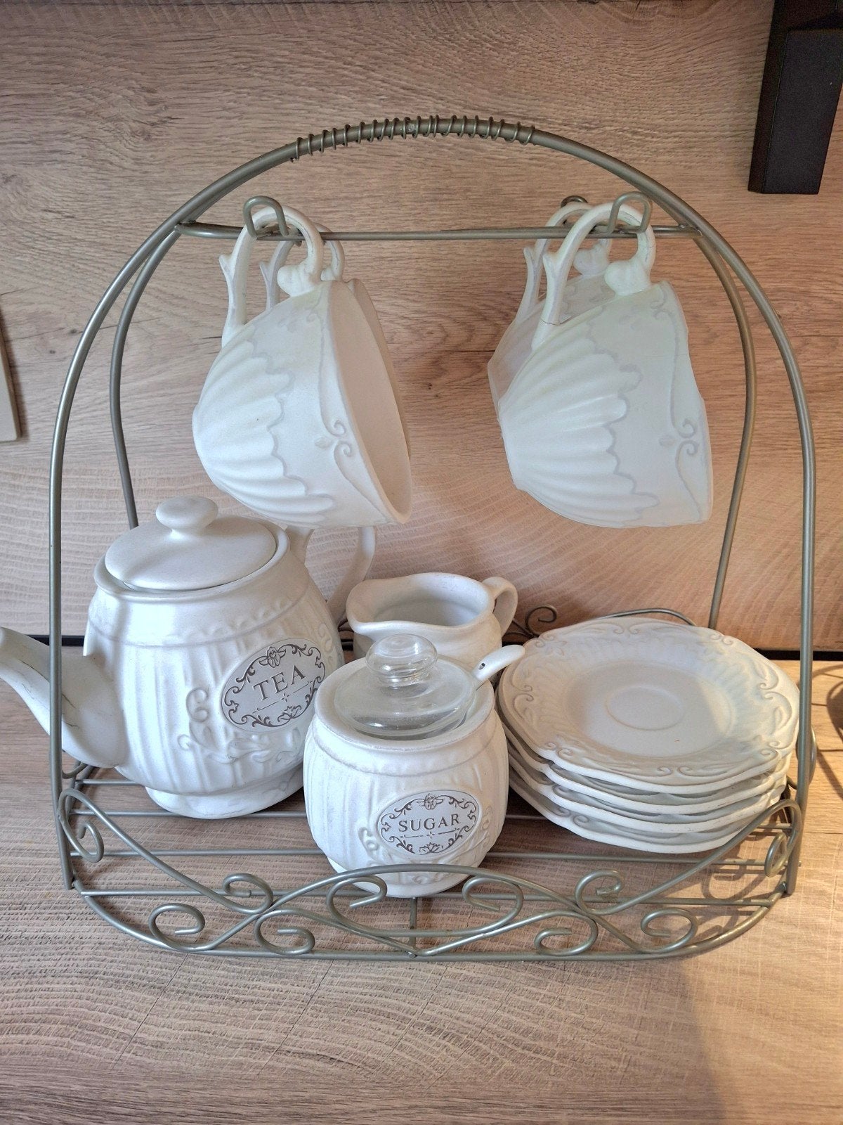 Volledige set van 4 vintage kopjes,theepot,suiker.....
Besta, Ophalen