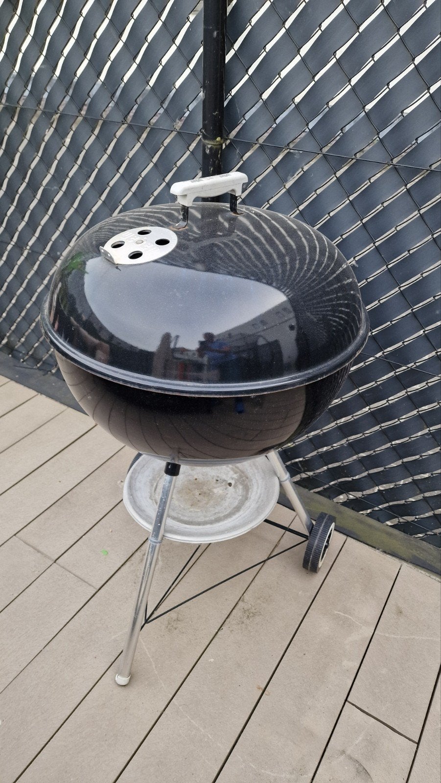 Charbon de barbecue Weber, Enlèvement