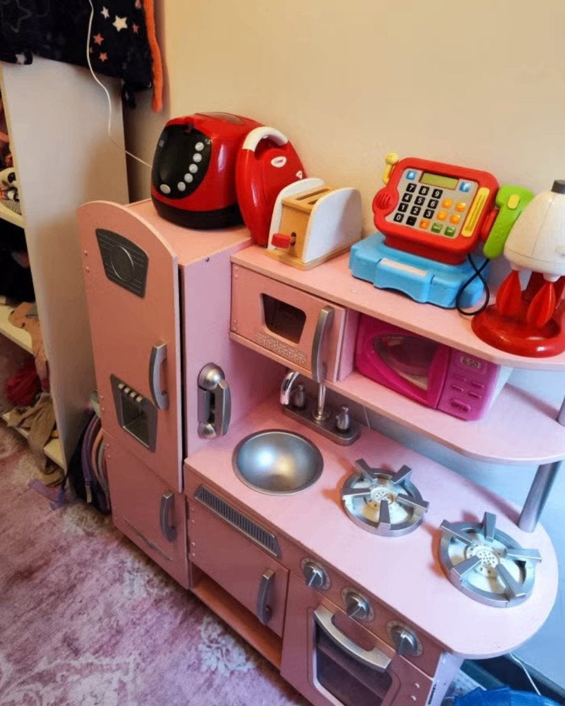 (KidKraft ) roze houten speel keuken + veel accessoires, Enlèvement, Comme neuf, Bois, Jouer à la cuisine