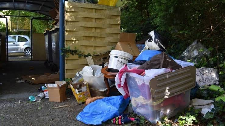 Évacuation de déchets encombrants 0456 87 34 75 WhatsApp, Diversen, Rommelmarktspullen, Ophalen, Gebruikt