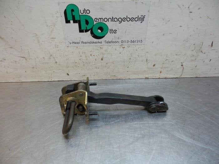 Butée 4portes arrière gauche d'un Volvo V70, -, 3 mois de garantie, -, -