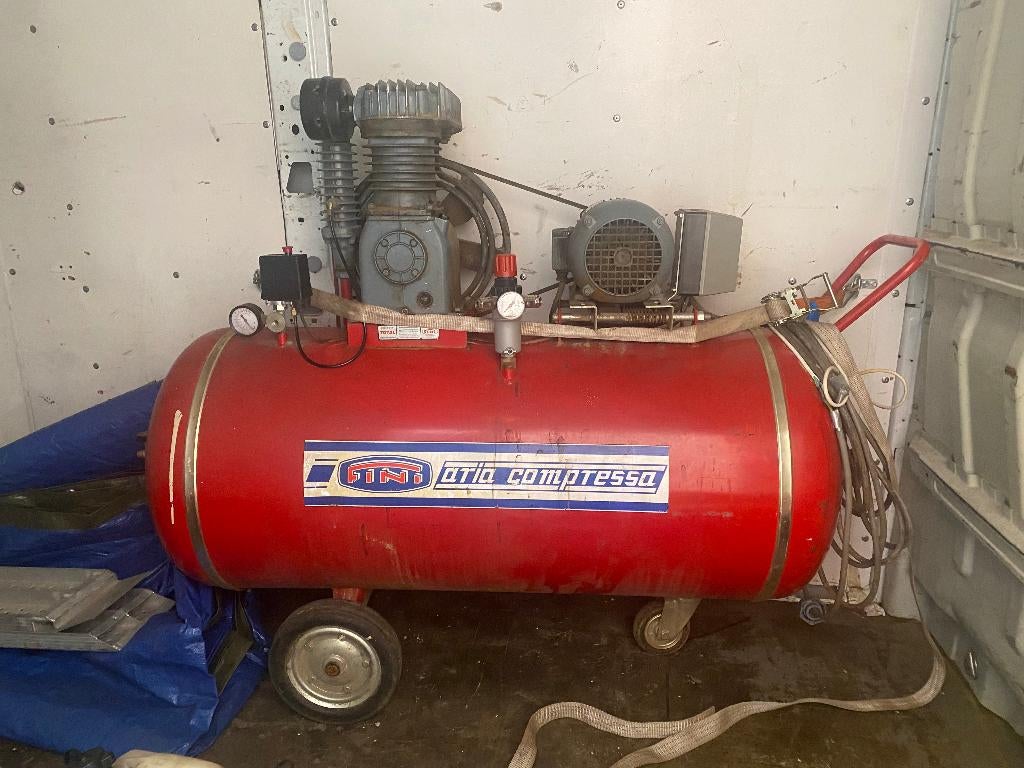 Grote compressor 380 volt, 100 liter of meer, Ophalen, Gebruikt