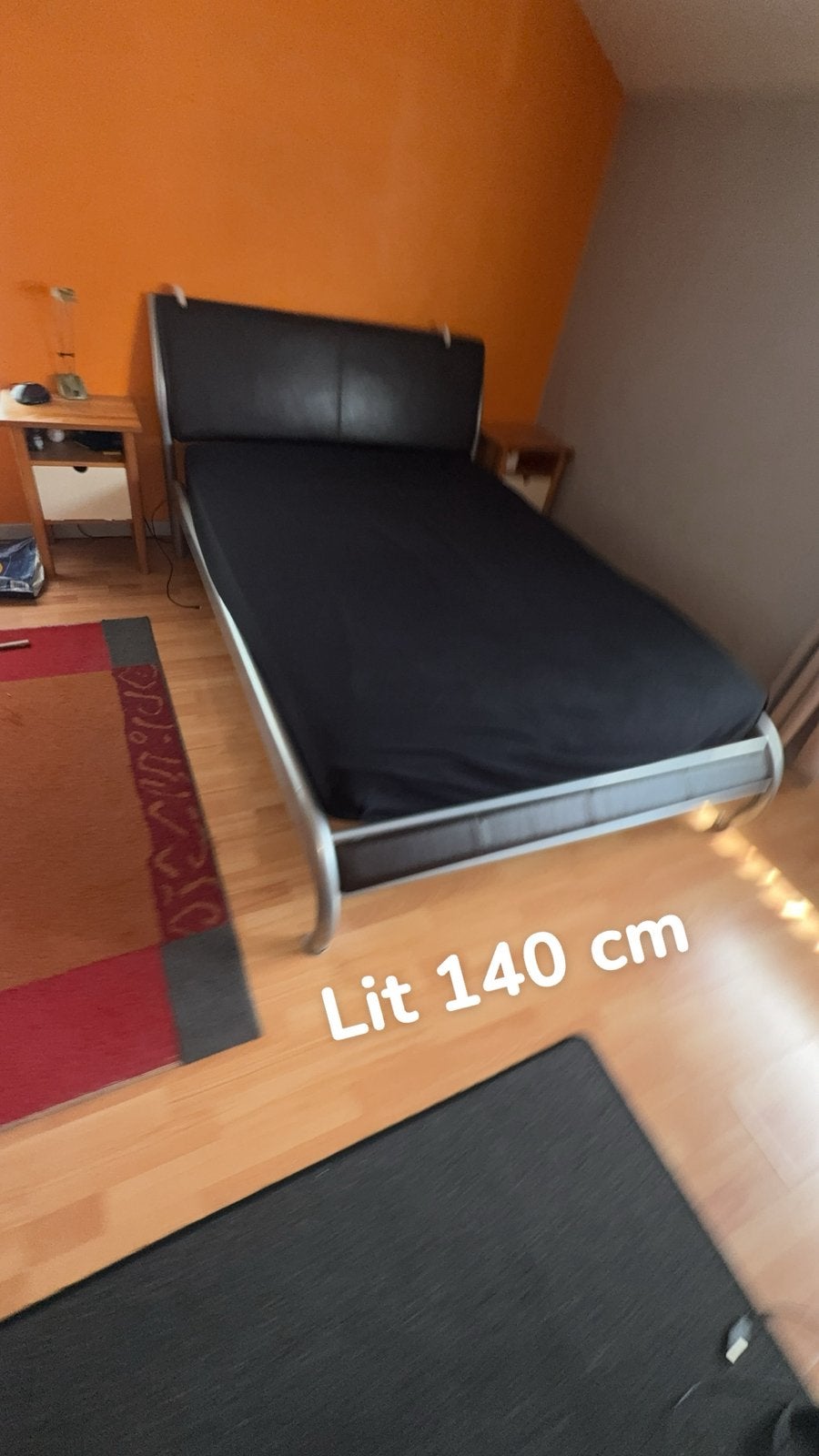 Lit 2 personnes avec sommier 140 cm, Enlèvement, Comme neuf, 140 cm