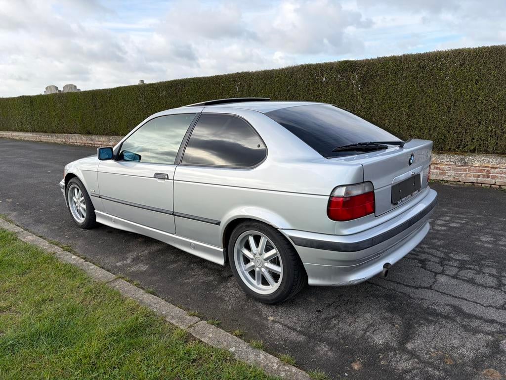 BMW E36 316i PRÊTE A IMMATRICULÉE, Auto's, Lederen bekleding, Leder, Particulier, Te koop
