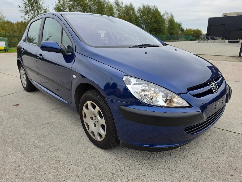 Peugeot 307 1.6i Airco 63.000 km Blanco Gekeurd v Verk, Auto's, Electronic Stability Program (ESP), https://public.car-pass.be/vhr/bc60e69b-8bf9-4274-bd6d-ec346faec1ec
