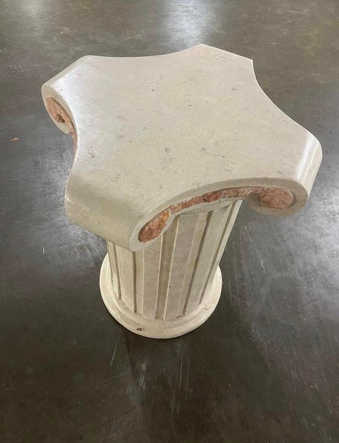 Zuil in TRAVERTIN [bijzettafel / poot eettafel/ decor], Ophalen, Zo goed als nieuw