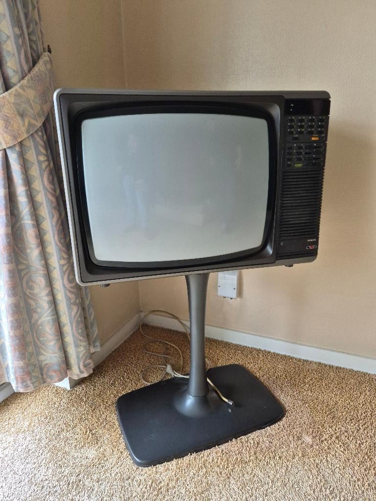 Téléviseur vintage, Enlèvement