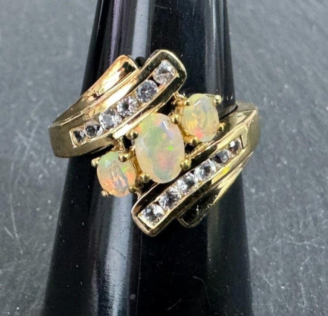 Bague en argent massif plaqué or avec opales naturelles, Bijoux, Sacs & Beauté, Bagues, Neuf, Femme, Jaune, Argent, Avec pierre précieuse