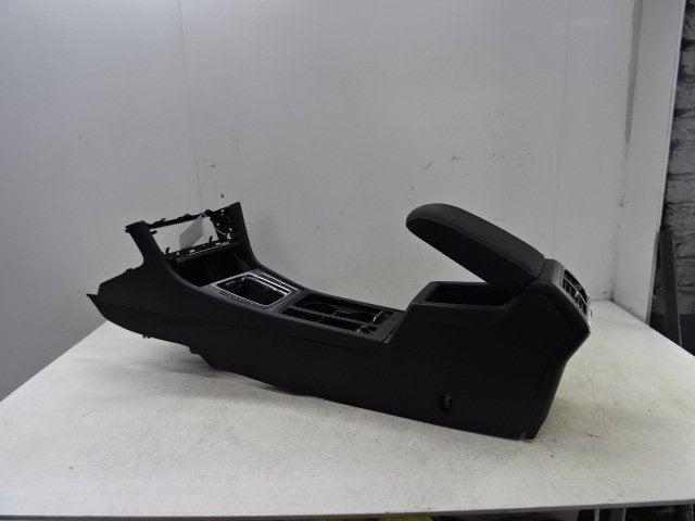 CONSOLE CENTRALE Volkswagen Golf VII Variant (AUVV), Volkswagen, Volkswagen AG, Utilisé, Kundenbetreuung@volkswagen.de