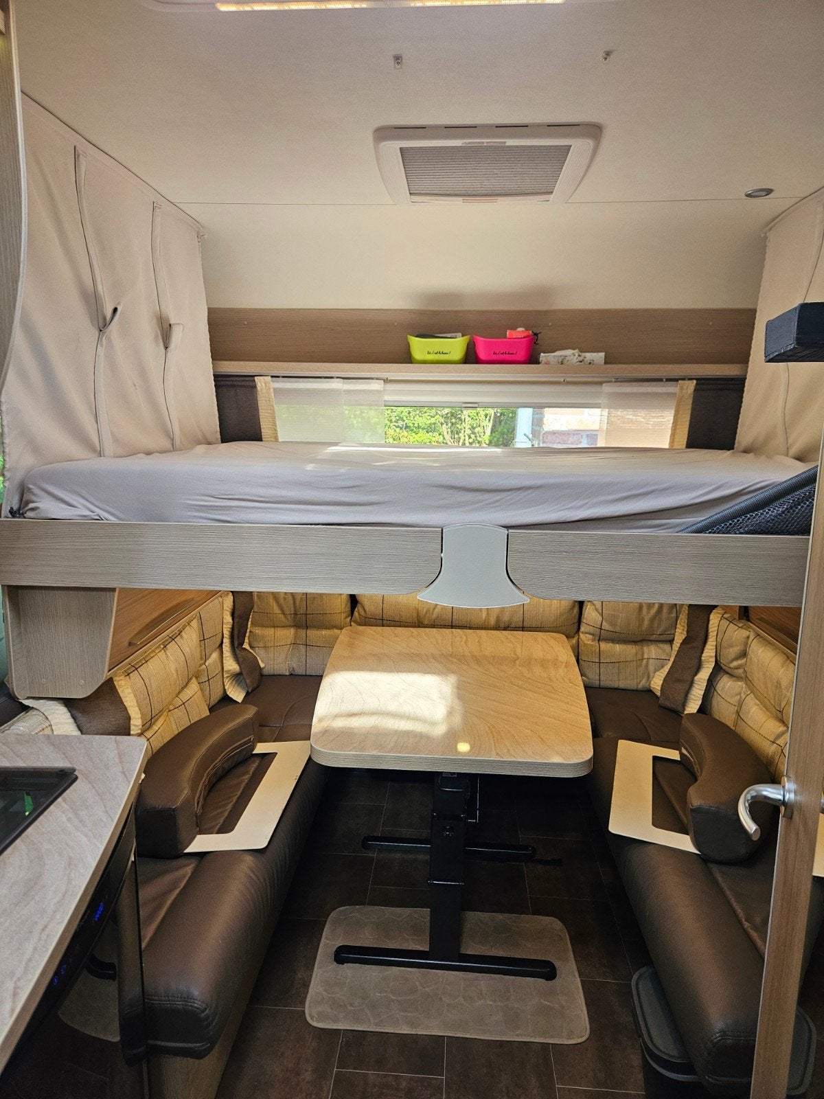 Bürstner 440Tk Averso+ caravan + airconditioning, mover,..., Buitenlamp, Roue de secours, Particulier, Bürstner