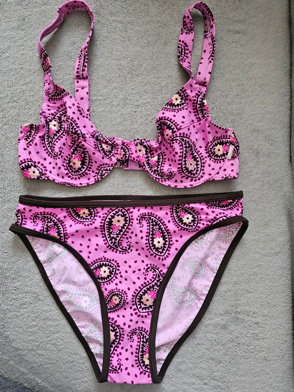Maillots 2 pièces  - 8€ la pièce, Kleding | Dames, Jassen | Zomer, Ophalen