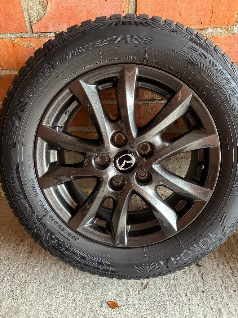 Mazda 16” velgen met winterbanden, Ophalen, 16 inch, Banden en Velgen, Winterbanden