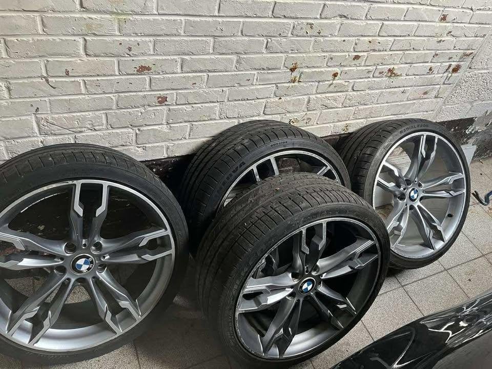 Jantes BMW avec pneus 20 pouces 5x120 f10 f11, Autos : Pièces & Accessoires, Pneus et Jantes, Véhicule de tourisme, Enlèvement