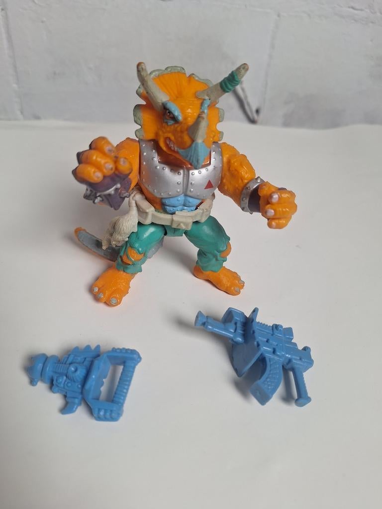 Teenage Mutant Ninja Turtles - Triceraton - Playmates 1990, Kinderen en Baby's, Speelgoed | Actiefiguren, Ophalen of Verzenden