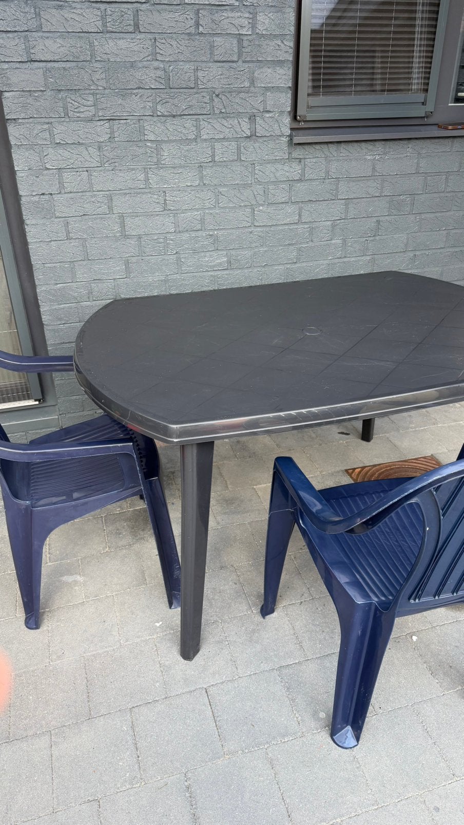 tuin tafel met 10 stoelen, Ophalen, Zo goed als nieuw, Ovaal, Plastic