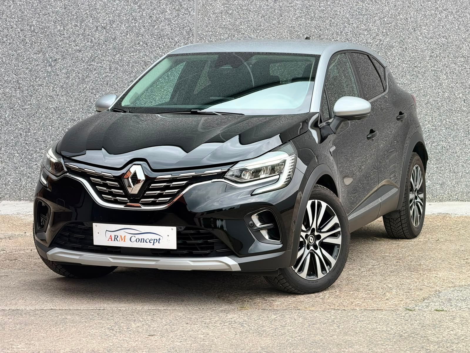 Renault Captur 1.6 Hybride 10/2023 GARANTIE 12 Mois 16000km, Autos, Renault, Cuir, Achat, 6 portes, Euro 6