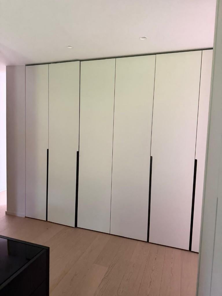 Vestiaire complet , à récupérer la semaine prochaine, Enlèvement, Comme neuf, 200 cm ou plus