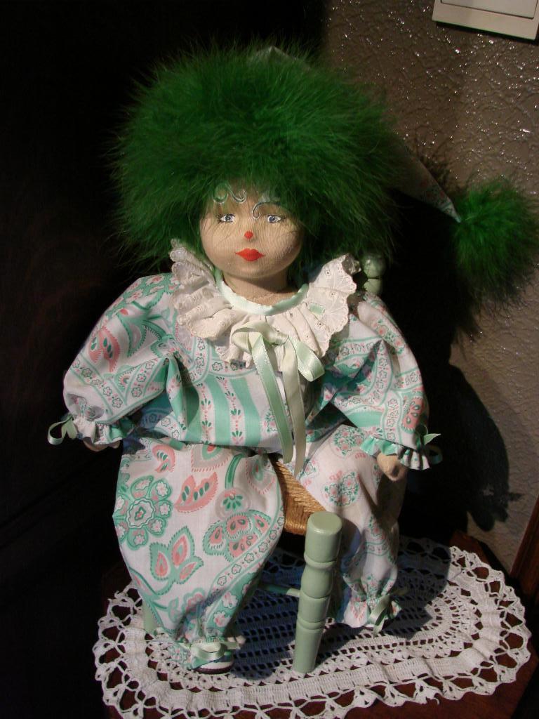 handmade clown pop in stoeltje /nieuw, Verzamelen, Ophalen, Nieuw, Pop