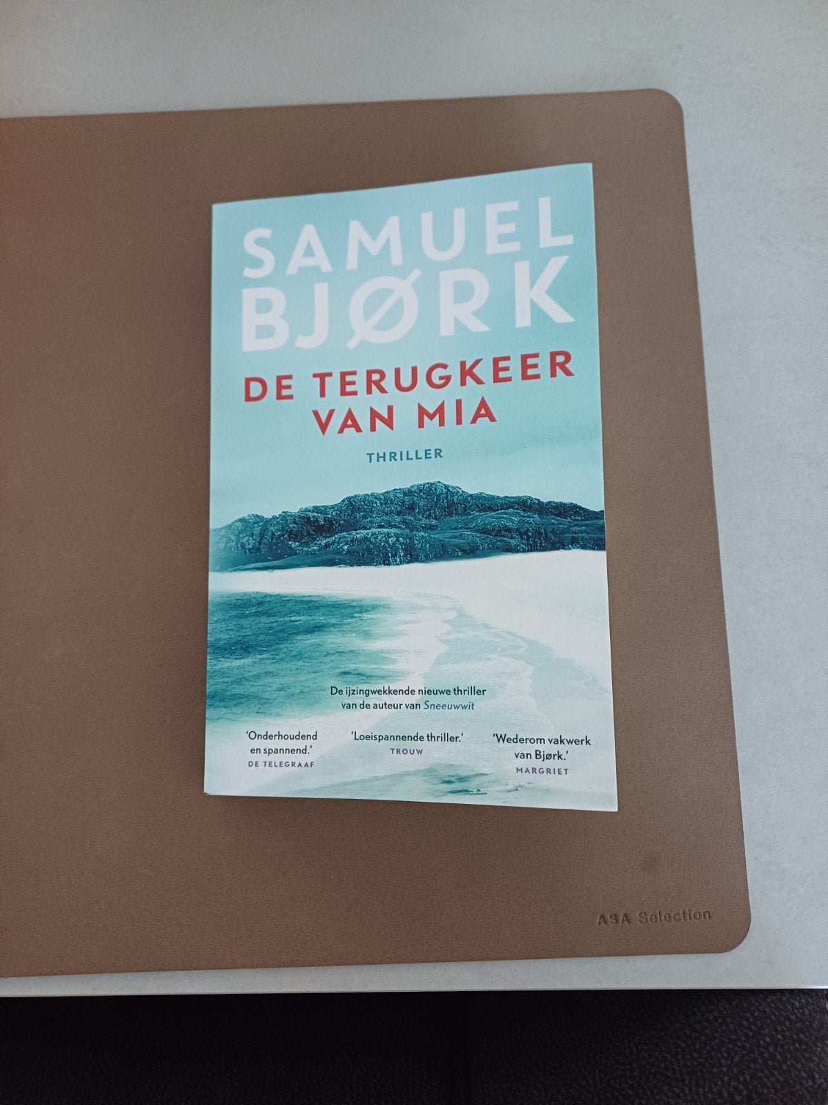 de terugkeer van Mia, Boeken, Ophalen, Zo goed als nieuw, Samuel Bjork