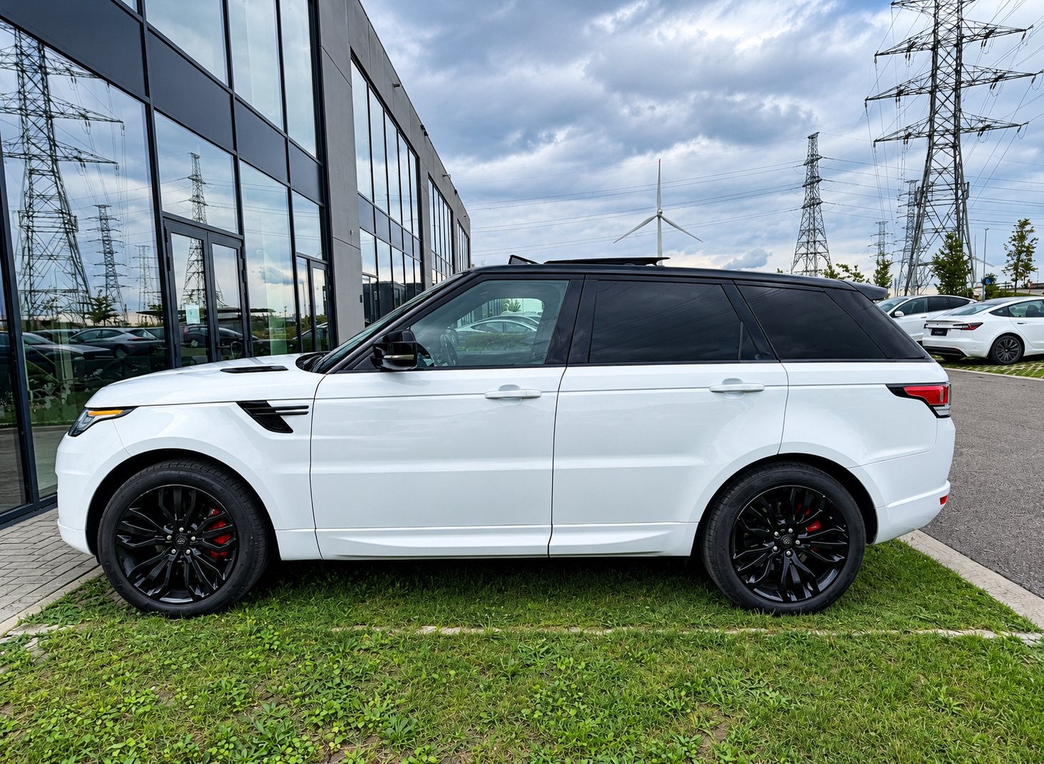 Prachtige Range Rover Sport RRS in Valloire White te koop (m2458967590 ...