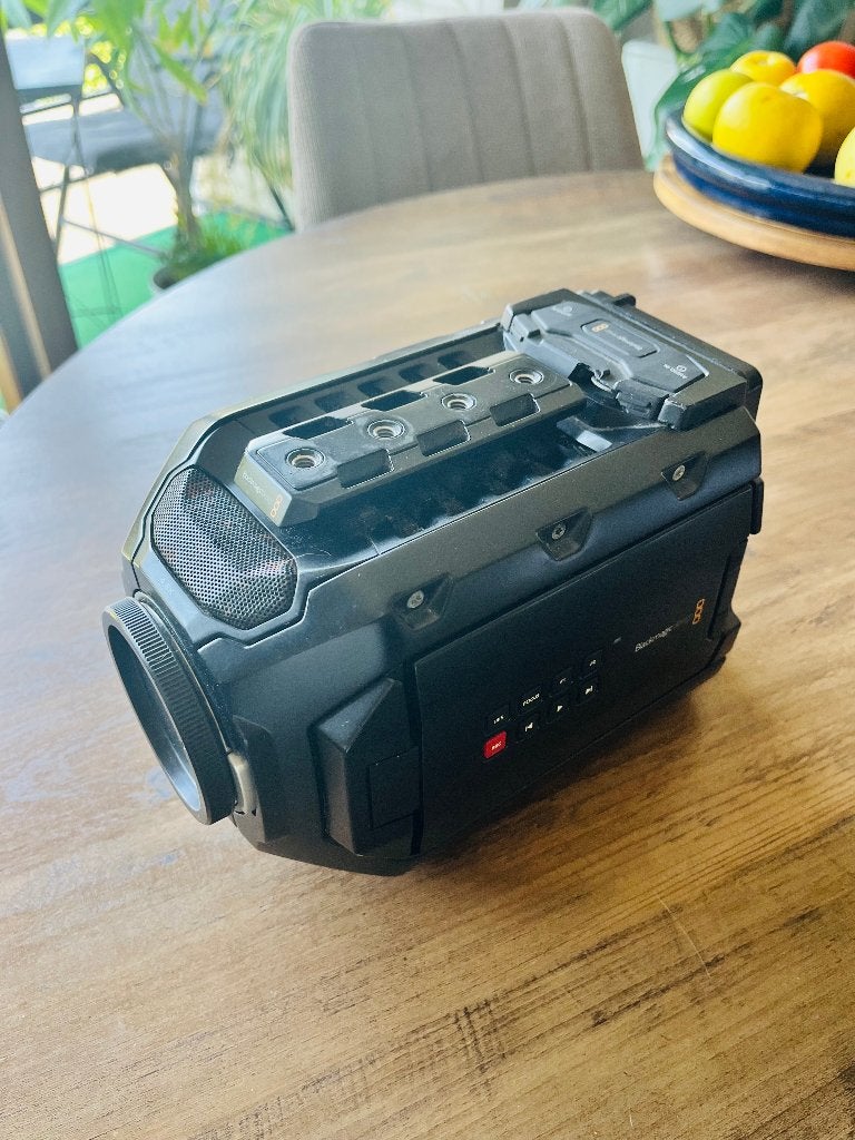 Blackmagic Ursa Mini 4.6k (gen 1), TV, Hi-fi & Vidéo, Caméscopes numériques, Autres marques, Caméra, Utilisé, Enlèvement