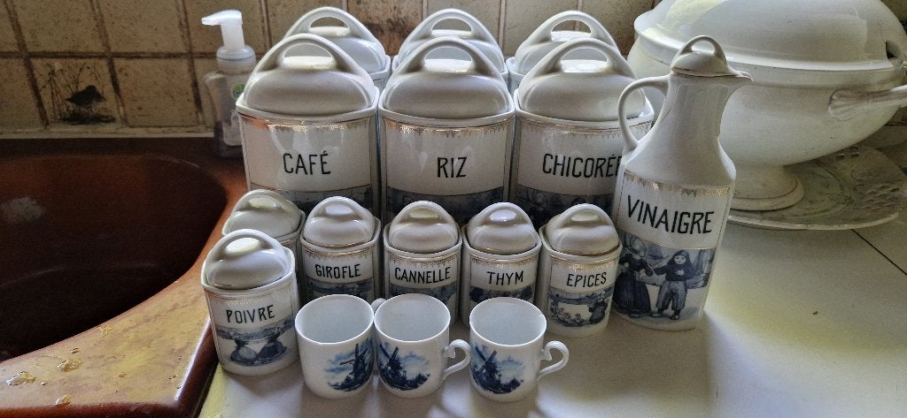 Ensemble de pots à provision en faïence, Antiquités & Art, Enlèvement