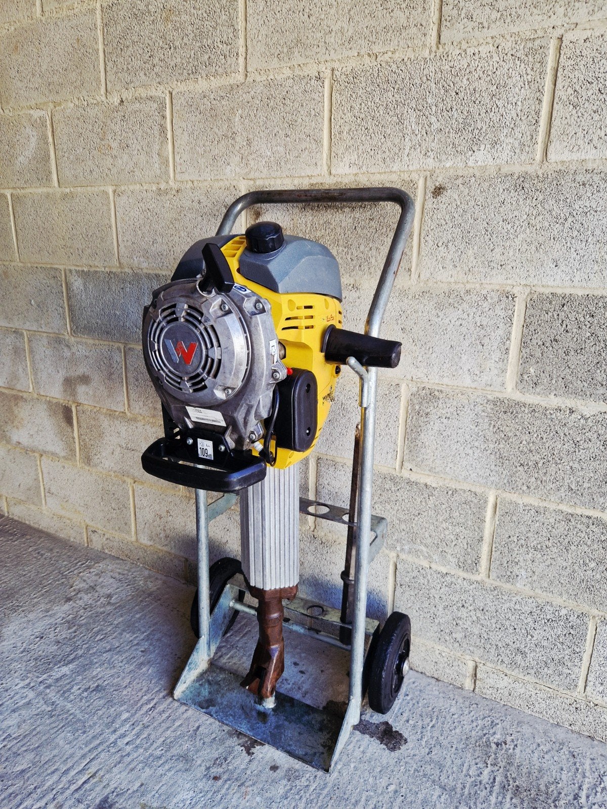 Wacker Neuson BH65, Marteau piqueur, Brise Beton, Enlèvement