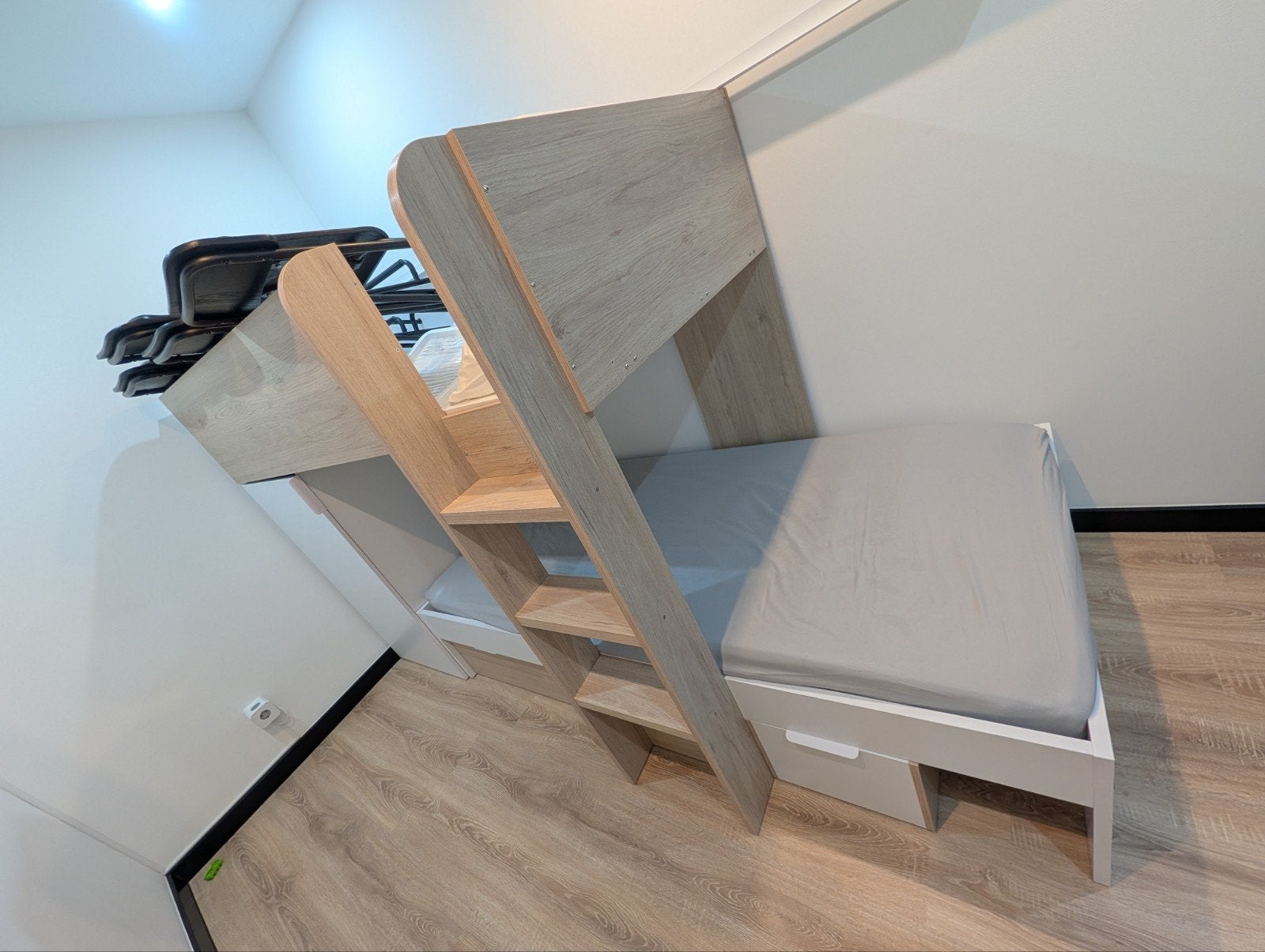 Lit superposé avec armoire et tiroirs, Maison & Meubles, Enlèvement