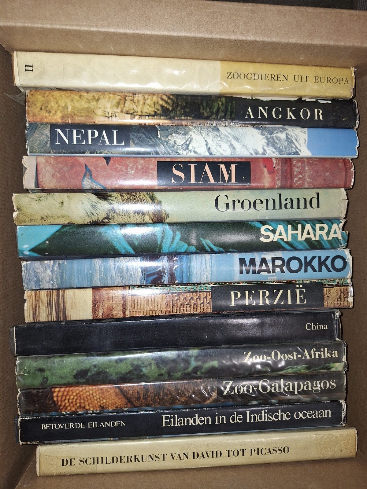 Artisboeken (2 dozen), Boeken, Ophalen